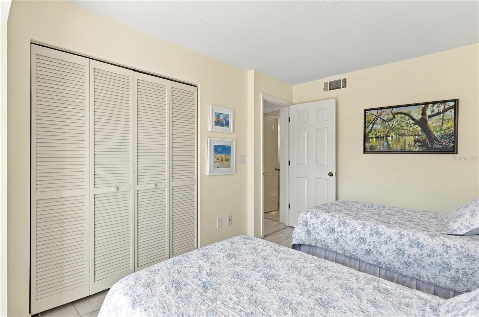 427 CERROMAR LANE, #355, Venice, FL 34293