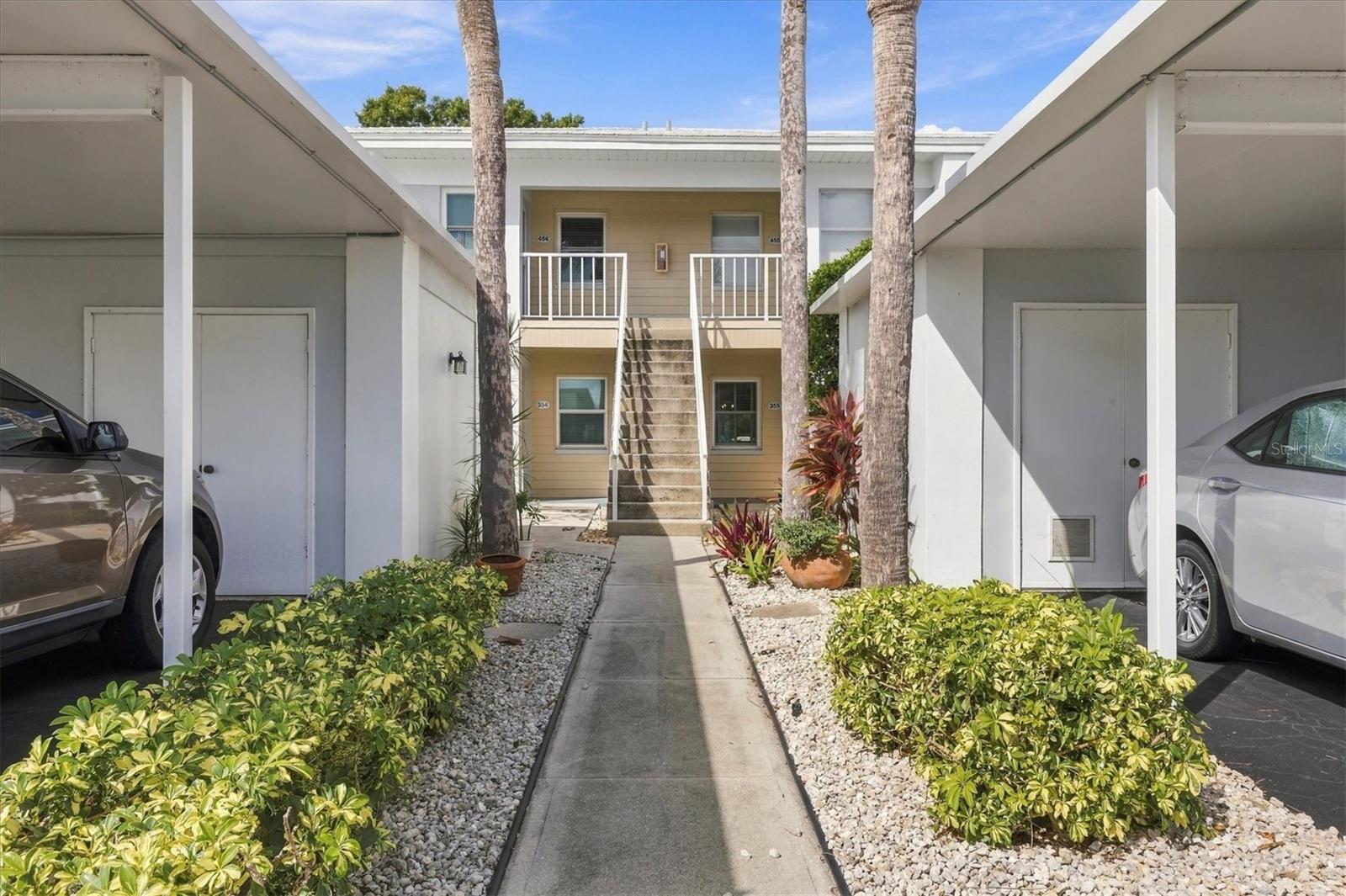 427 CERROMAR LANE, #355, Venice, FL 34293
