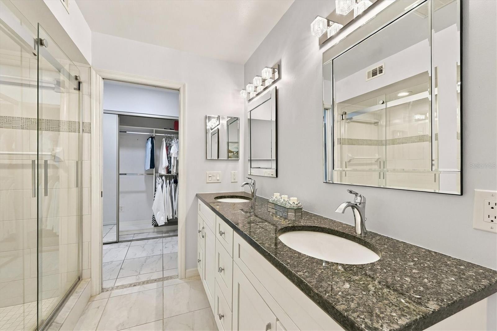 427 CERROMAR LANE, #355, Venice, FL 34293