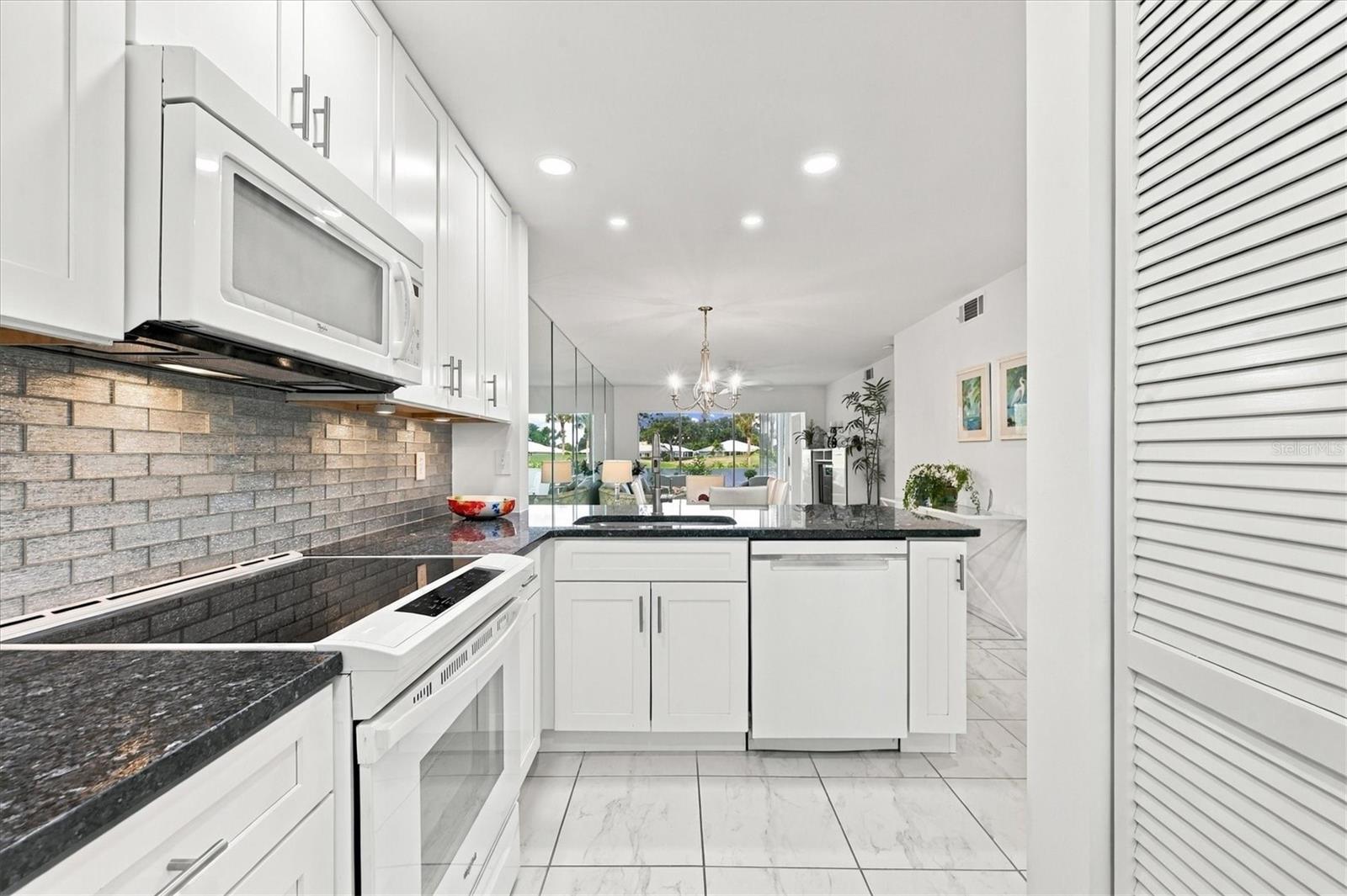 427 CERROMAR LANE, #355, Venice, FL 34293