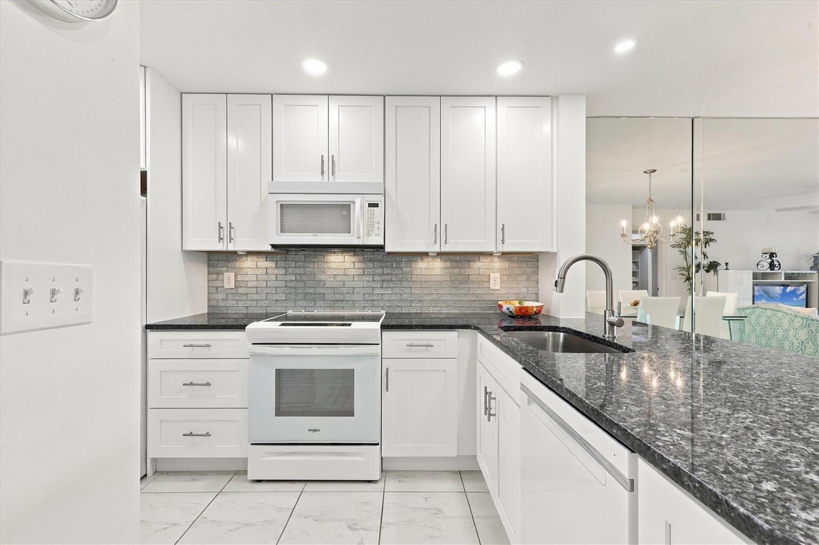 427 CERROMAR LANE, #355, Venice, FL 34293