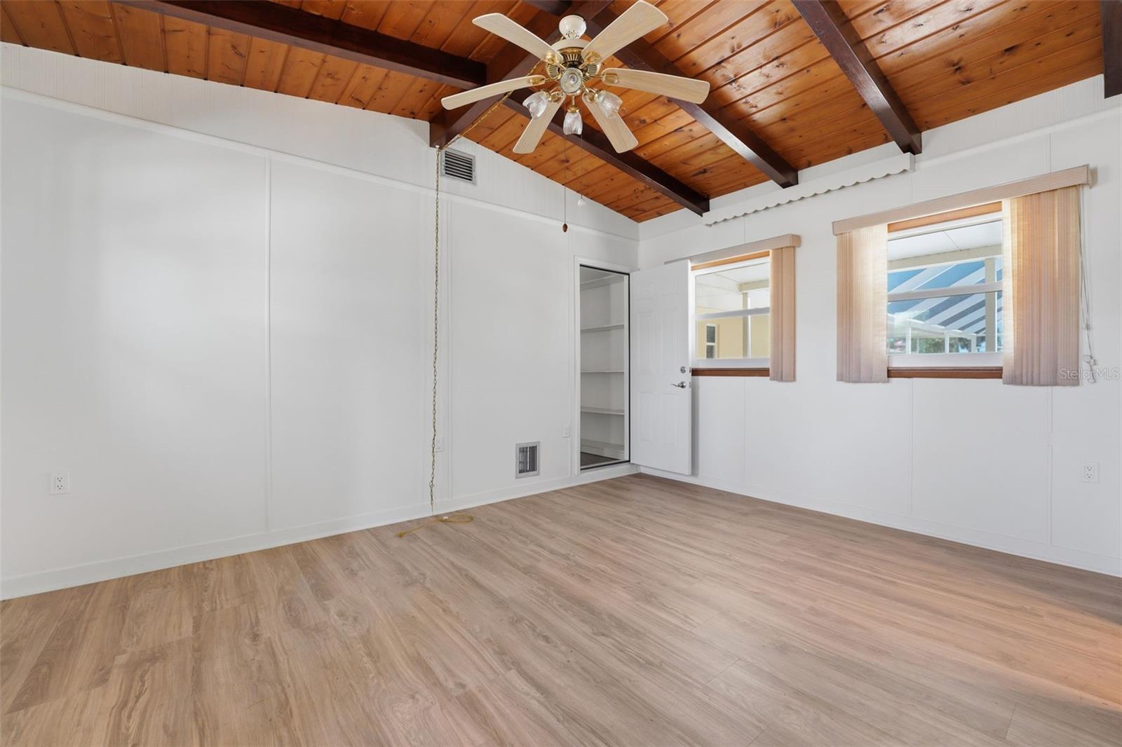316 S MANGO STREET, Englewood, FL 34223