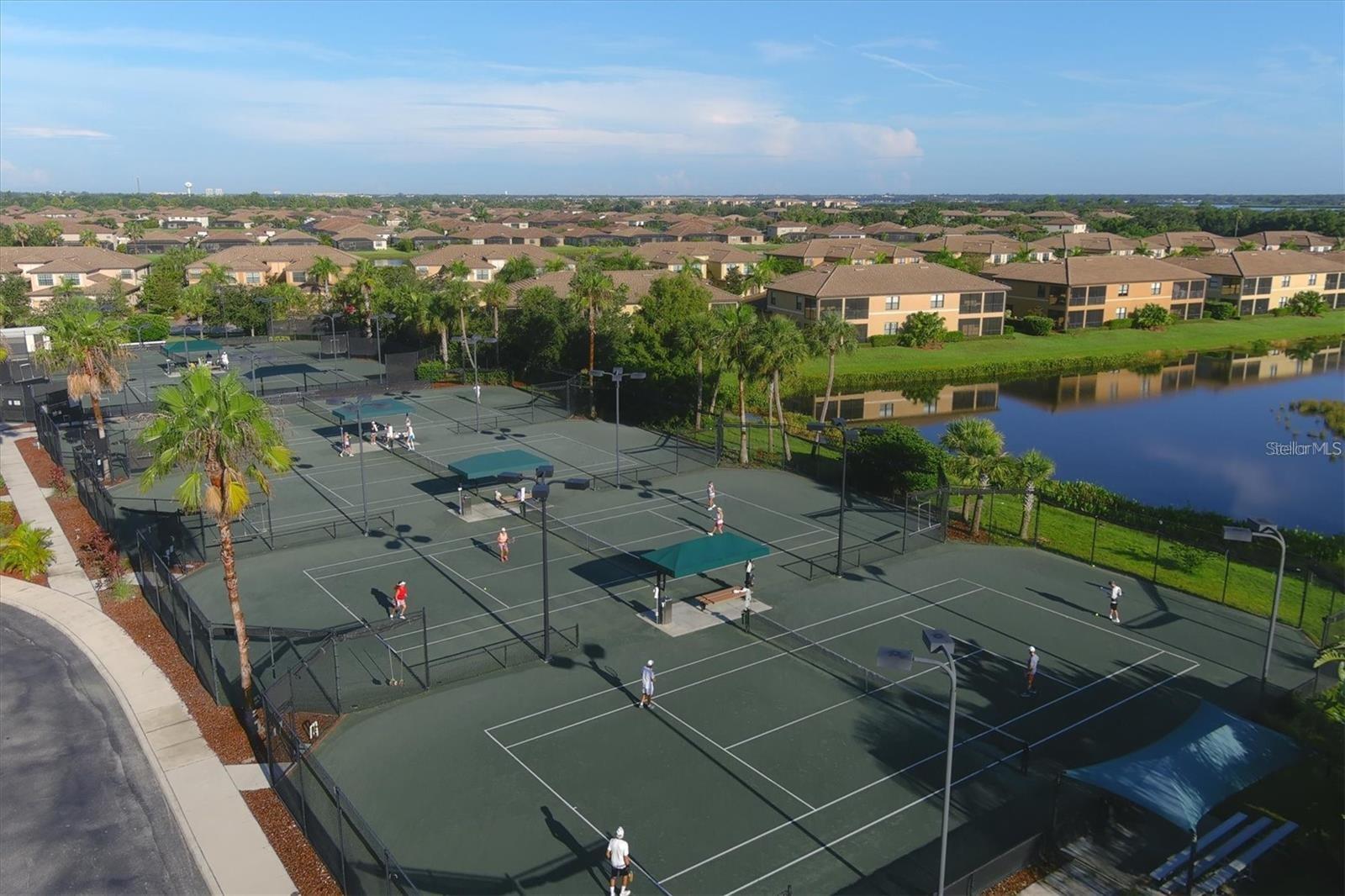 6683 WILLOWSHIRE WAY, Bradenton, FL 34212