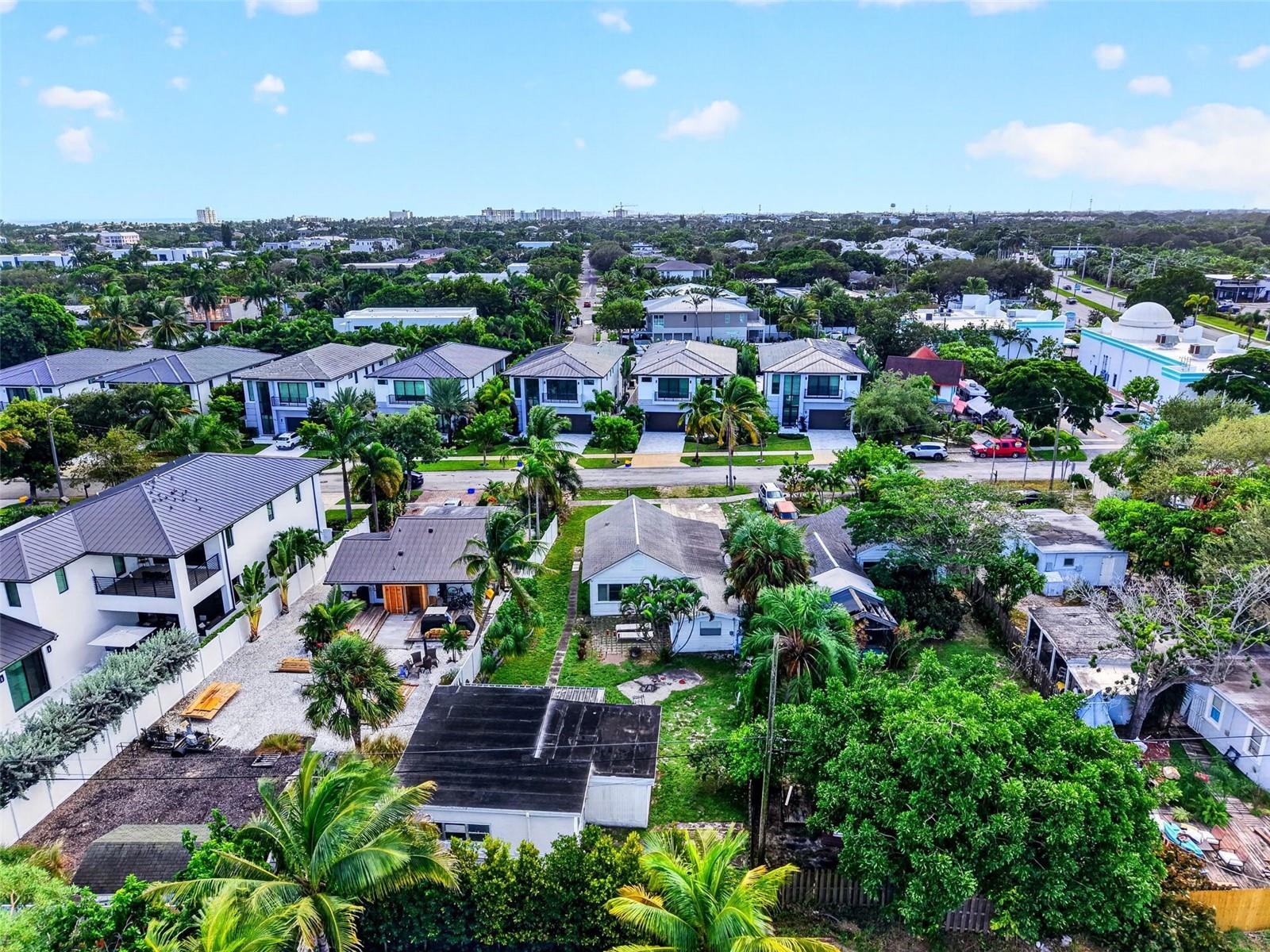 713 S LAKE AVENUE, Delray Beach, FL 33483