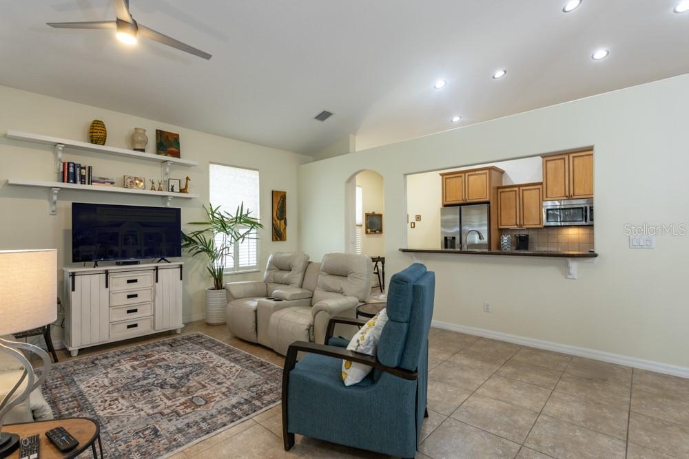 150 W WATERSIDE PARKWAY, Palm Coast, FL 32137