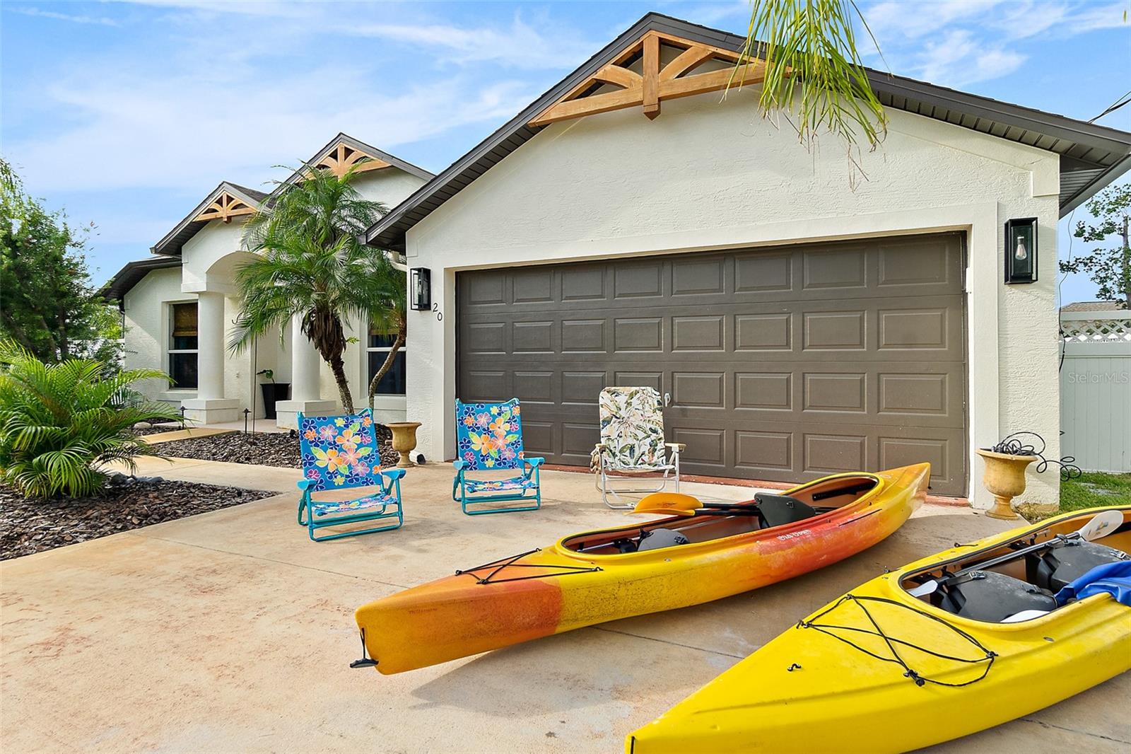 20 EASTWOOD DRIVE, Palm Coast, FL 32164
