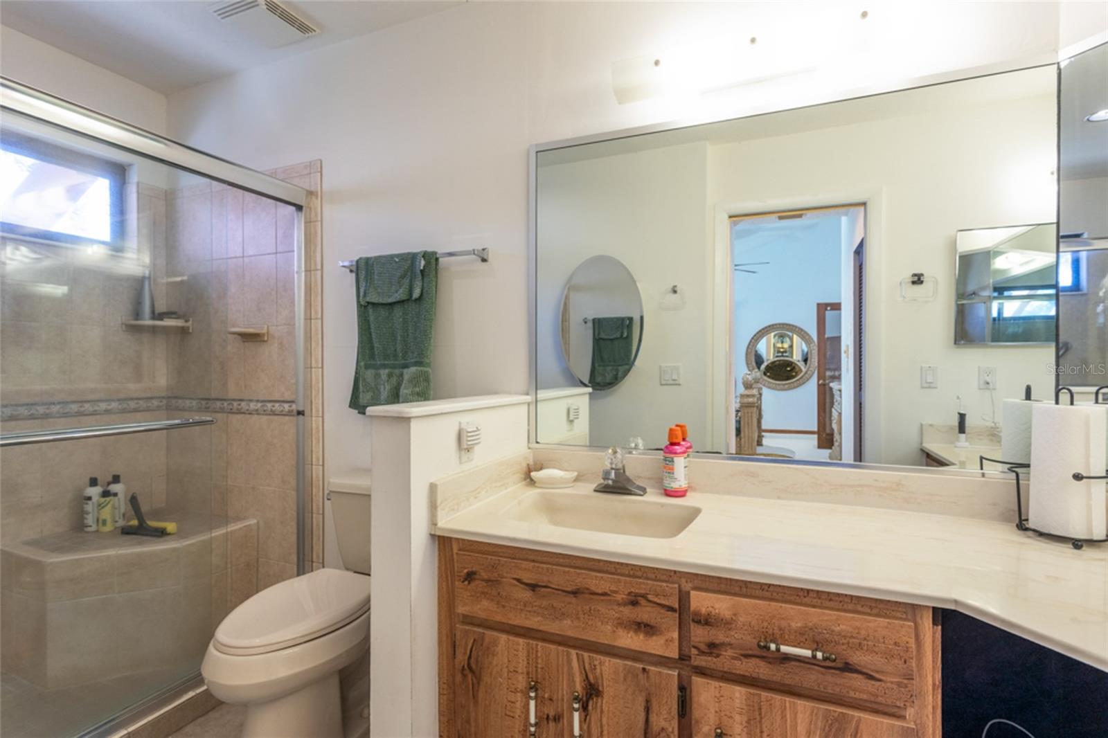 Master Bath Room