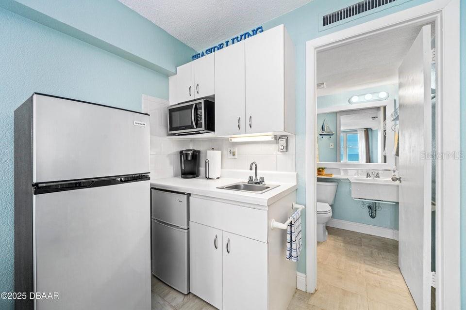 2301 S ATLANTIC AVENUE, #201, Daytona Beach, FL 32118