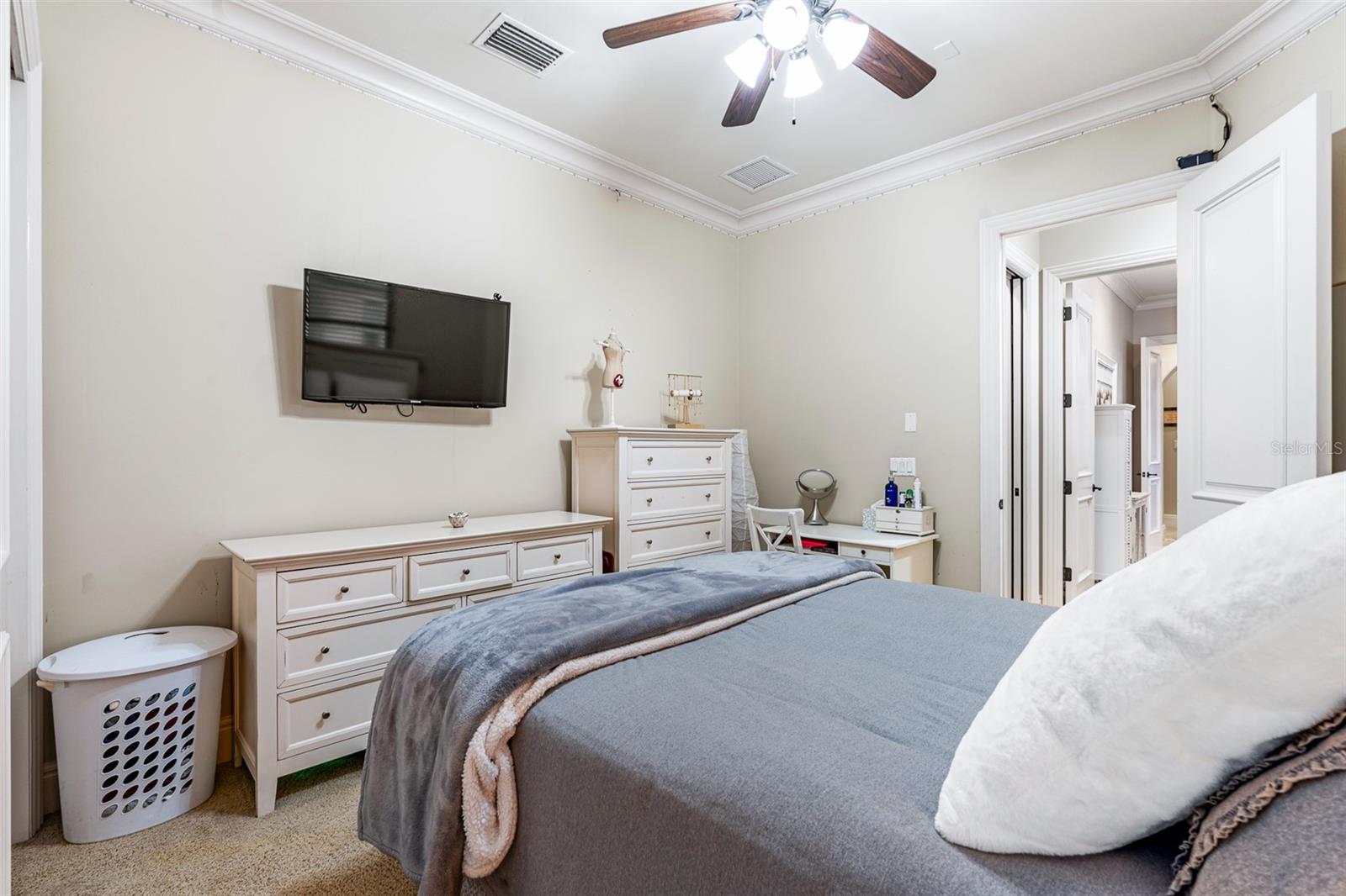 Guest Bedroom #2