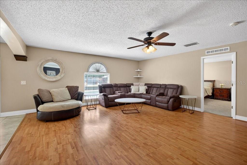 33 RED BARN DRIVE, Palm Coast, FL 32164