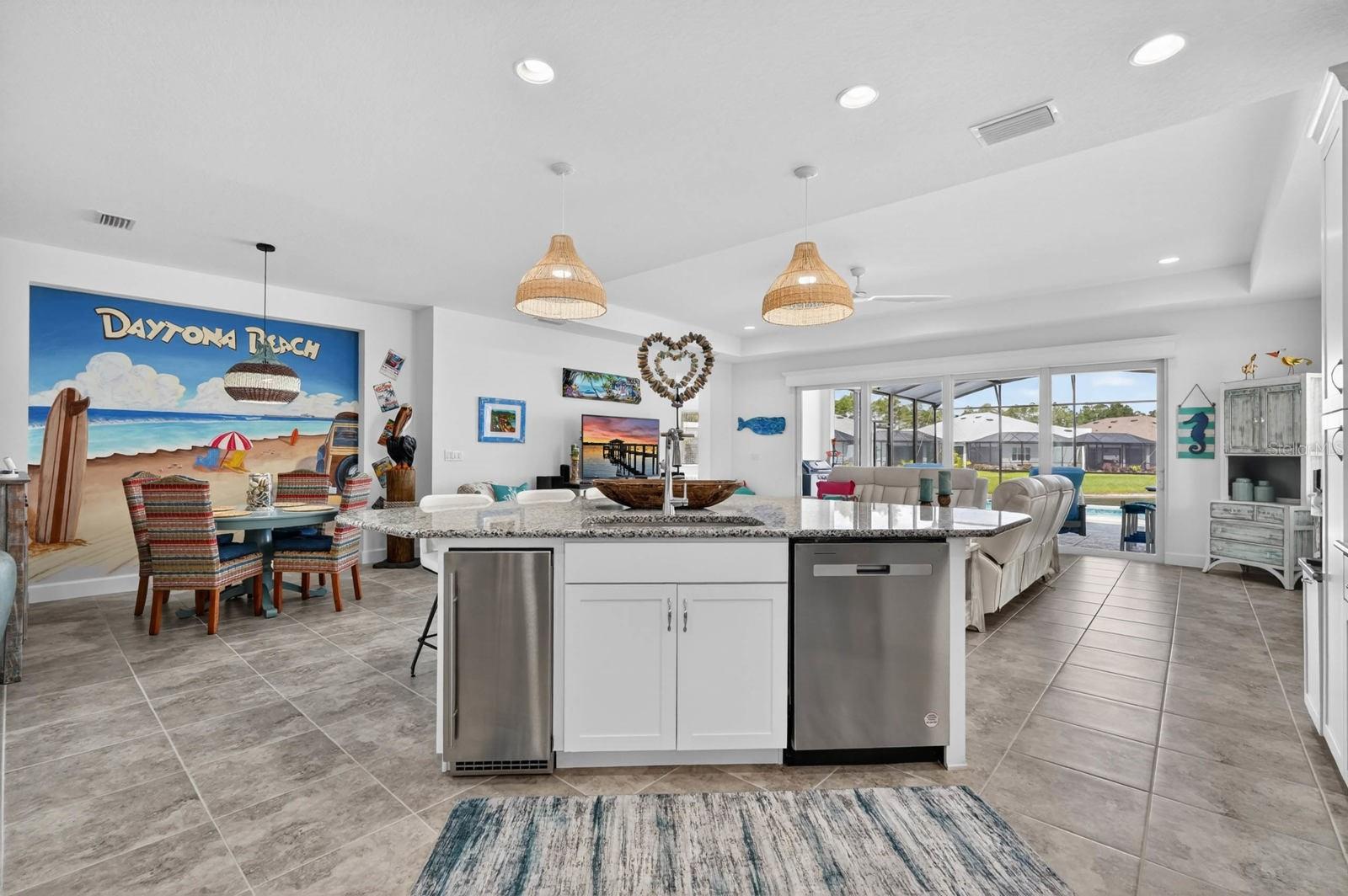 768 MARGARITAVILLE AVENUE, Daytona Beach, FL 32124