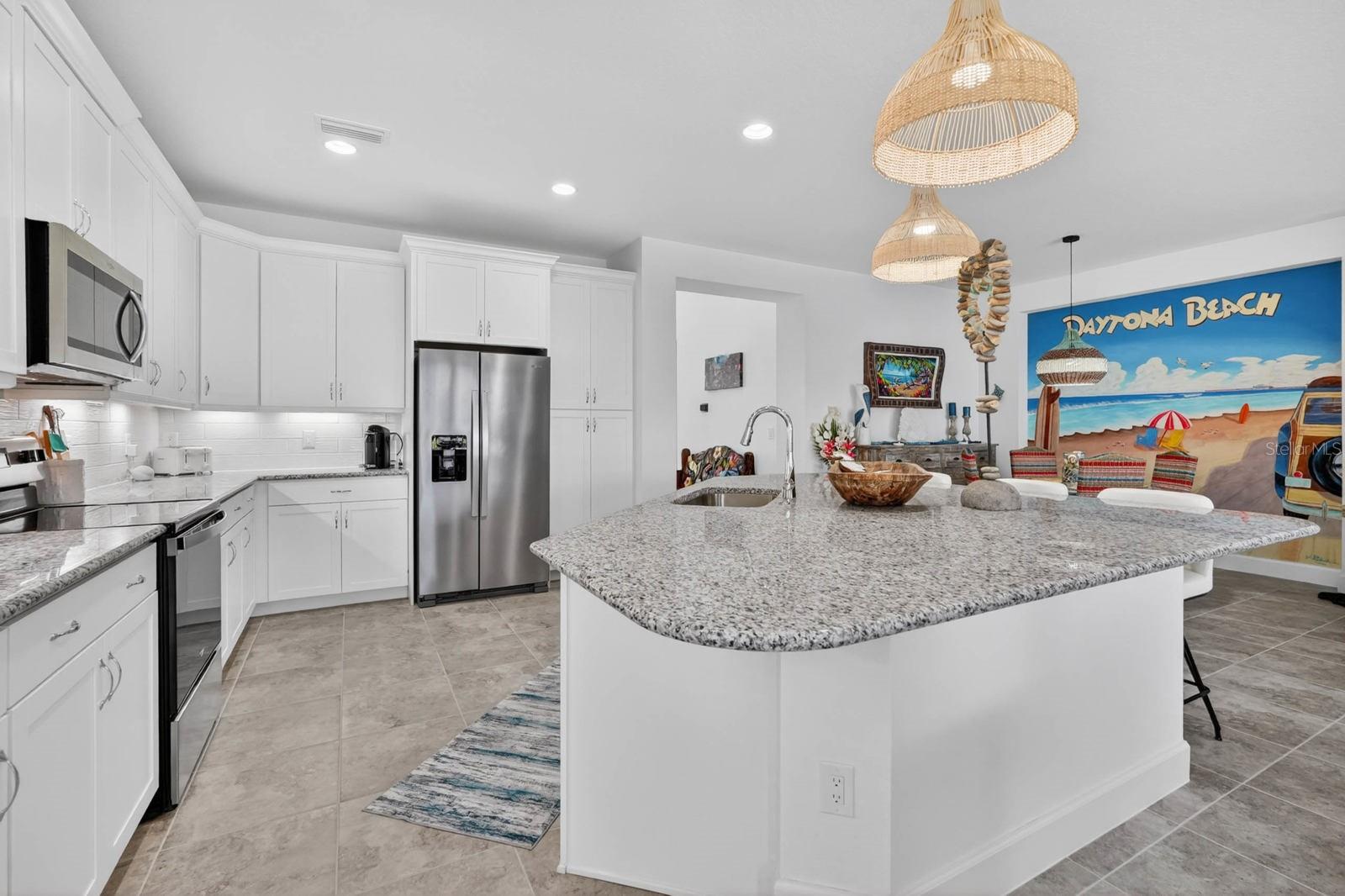 768 MARGARITAVILLE AVENUE, Daytona Beach, FL 32124