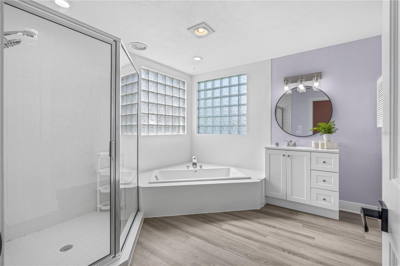 57 BAY POINTE DRIVE, Ormond Beach, FL 32174
