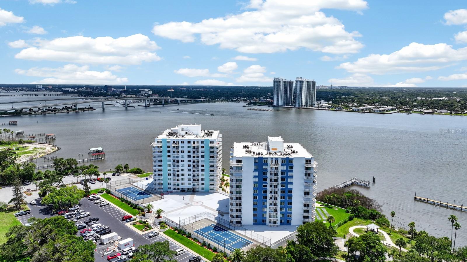 935 N HALIFAX AVENUE, #406, Daytona Beach, FL 32118