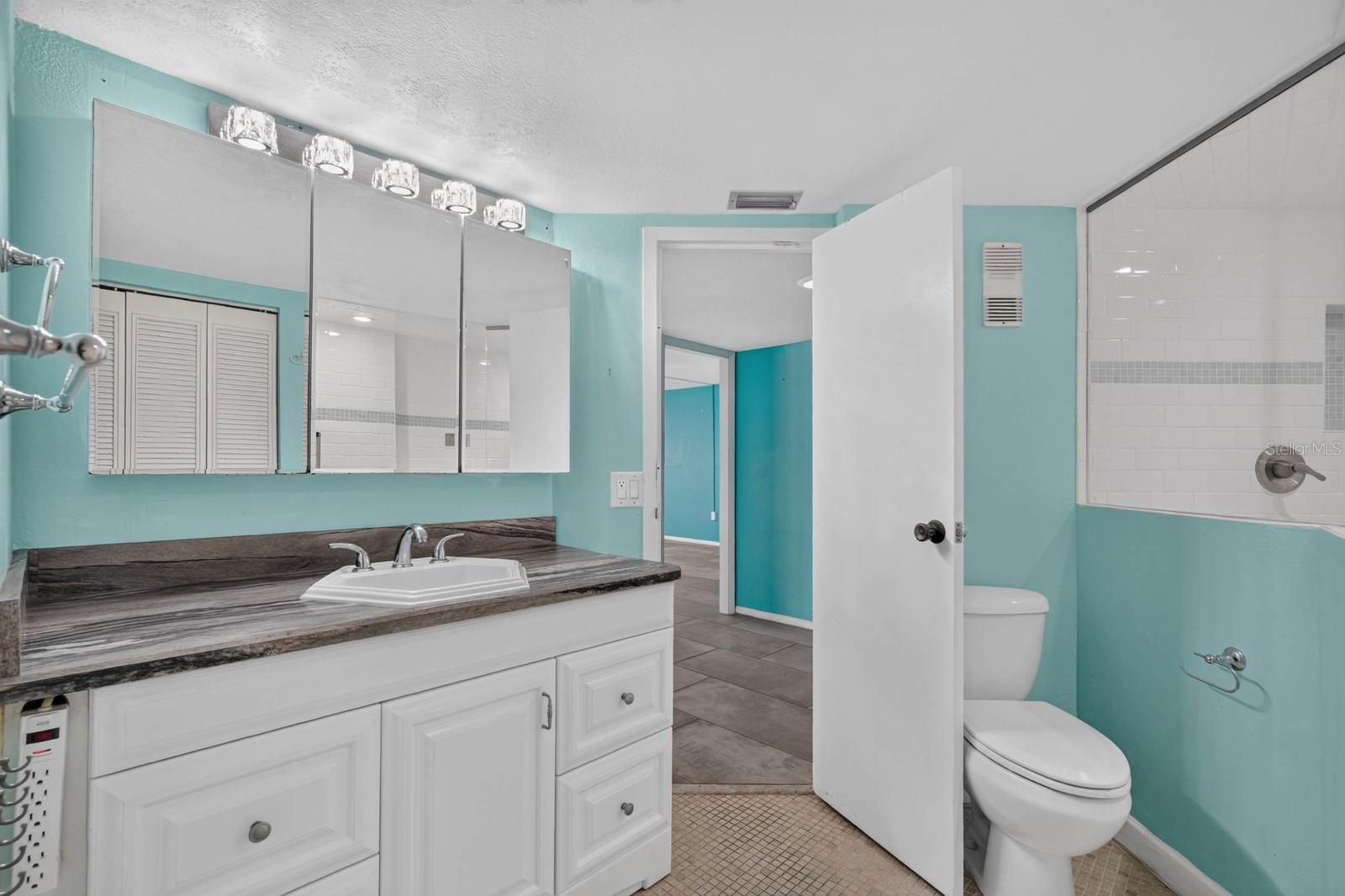 935 N HALIFAX AVENUE, #406, Daytona Beach, FL 32118