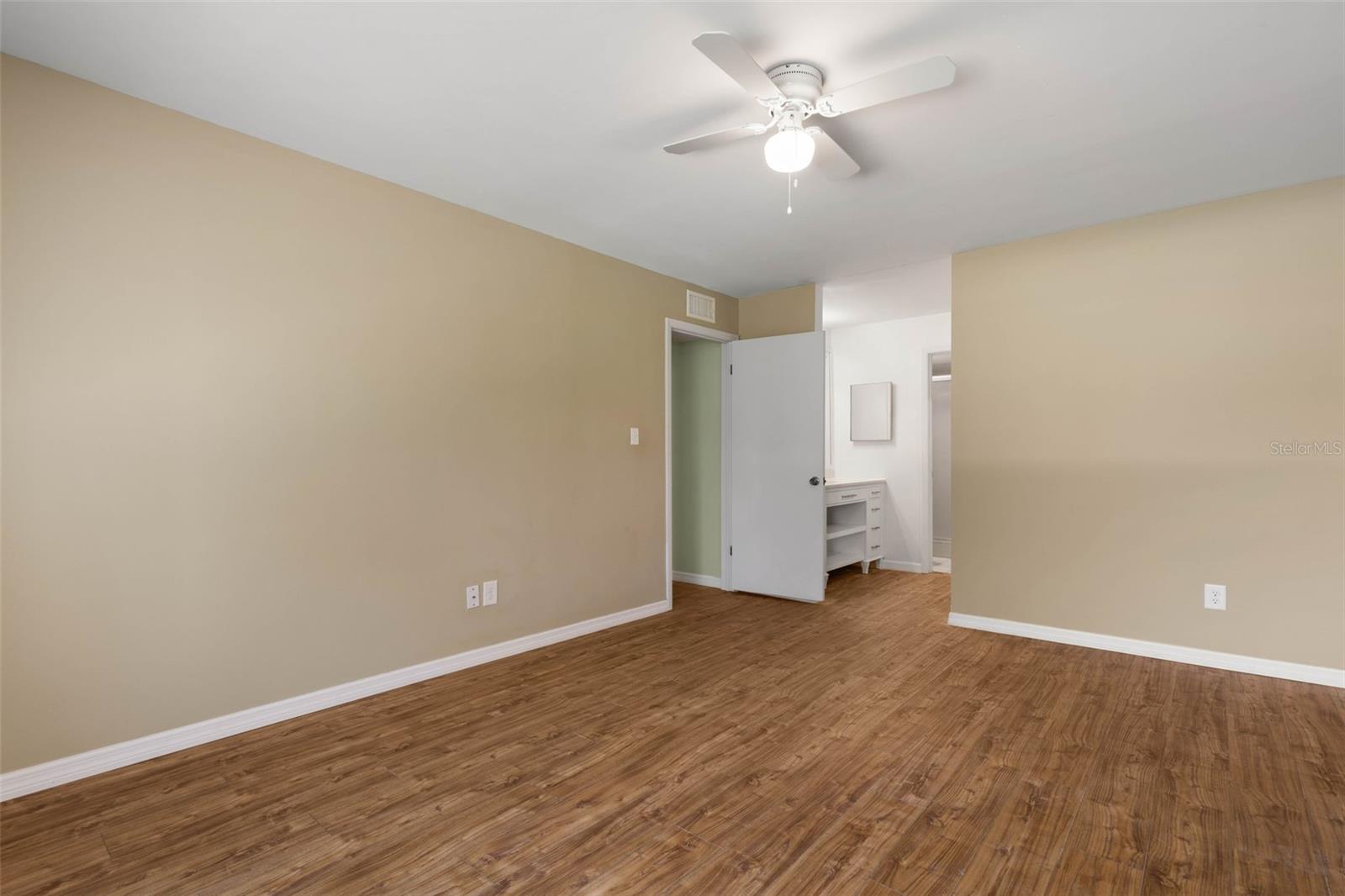 1 TOMOKA OAKS BOULEVARD, #137, Ormond Beach, FL 32174