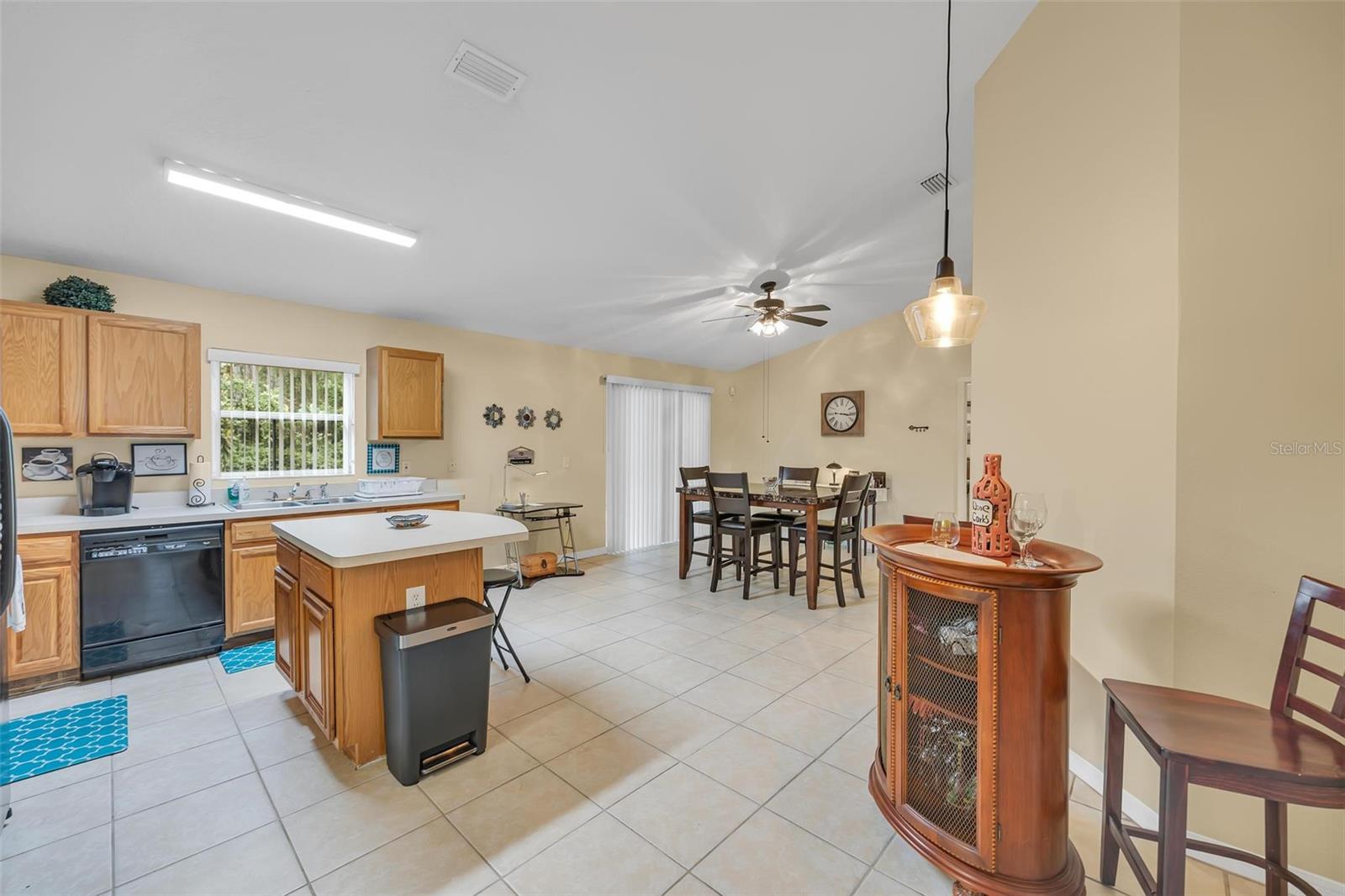 27 PATRIC DRIVE, Palm Coast, FL 32164