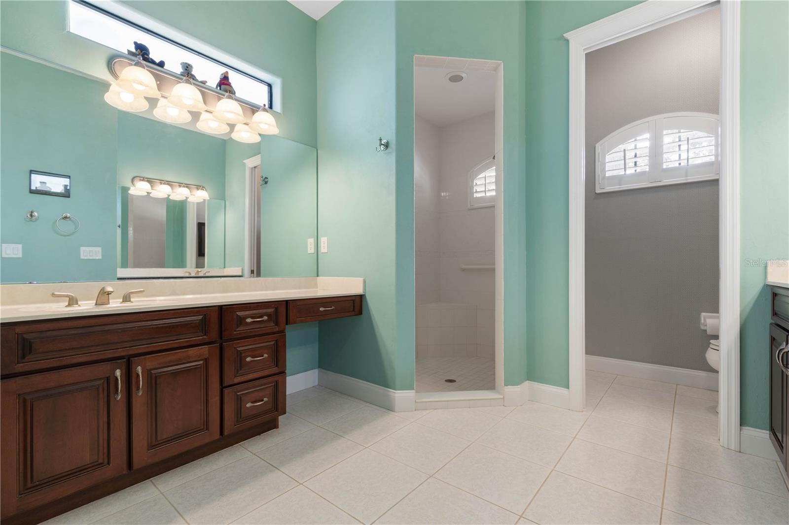 Primary En-Suite