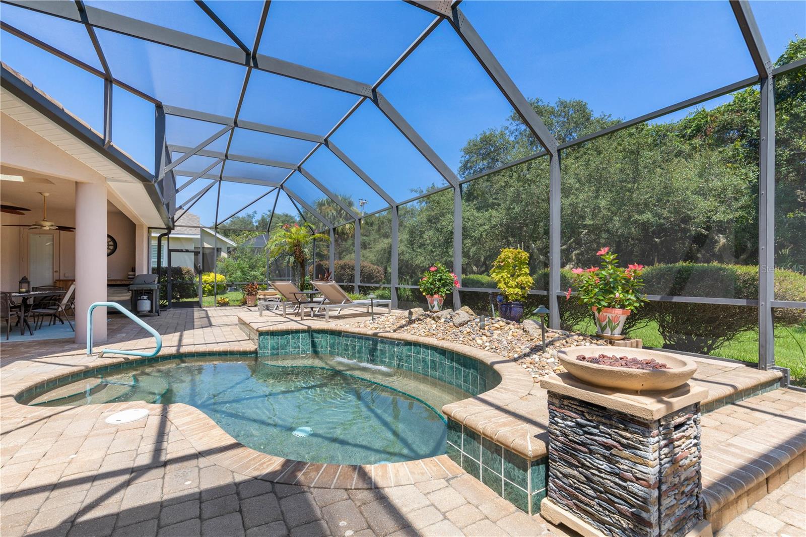 8 N WATERVIEW DRIVE, Palm Coast, FL 32137