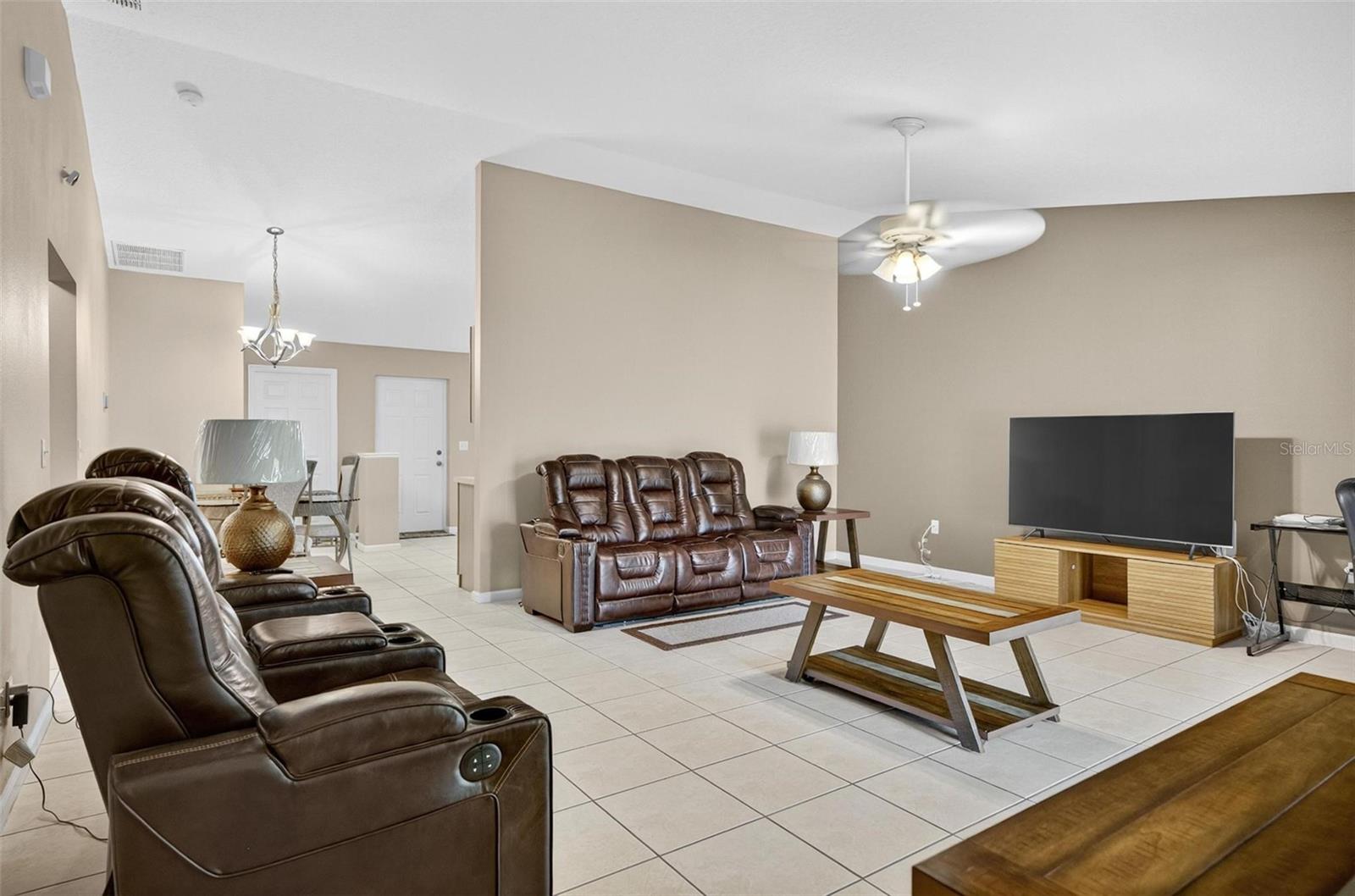 8 FAWN LANE, Palm Coast, FL 32137