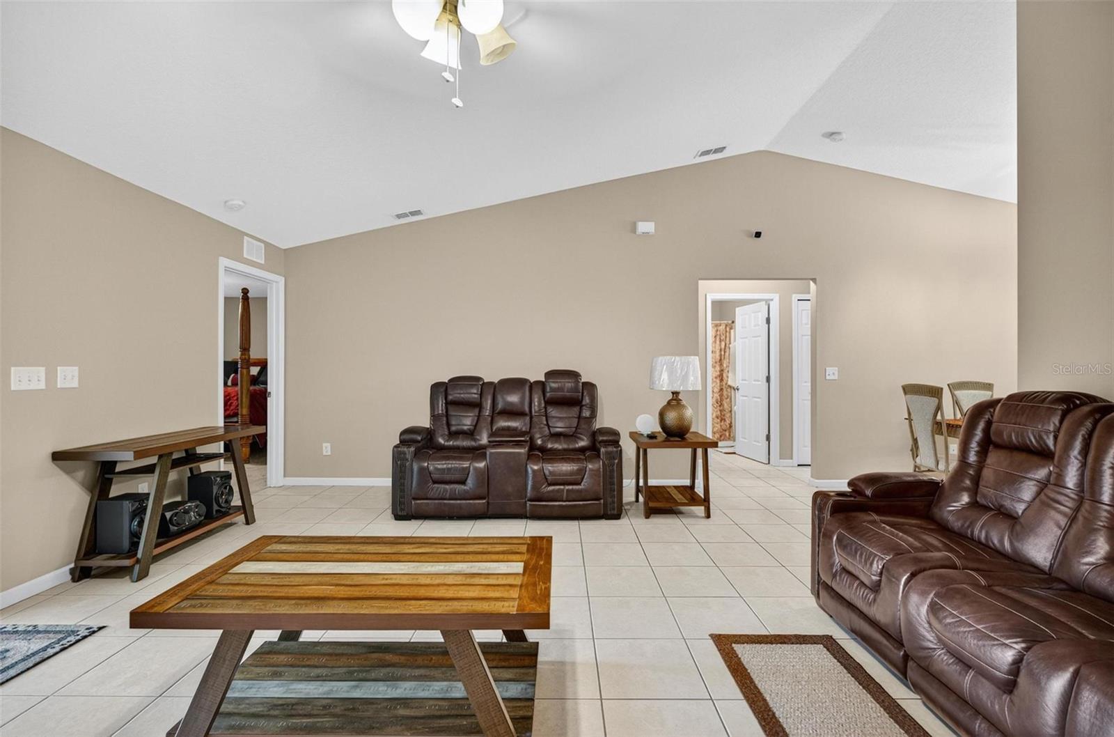 8 FAWN LANE, Palm Coast, FL 32137
