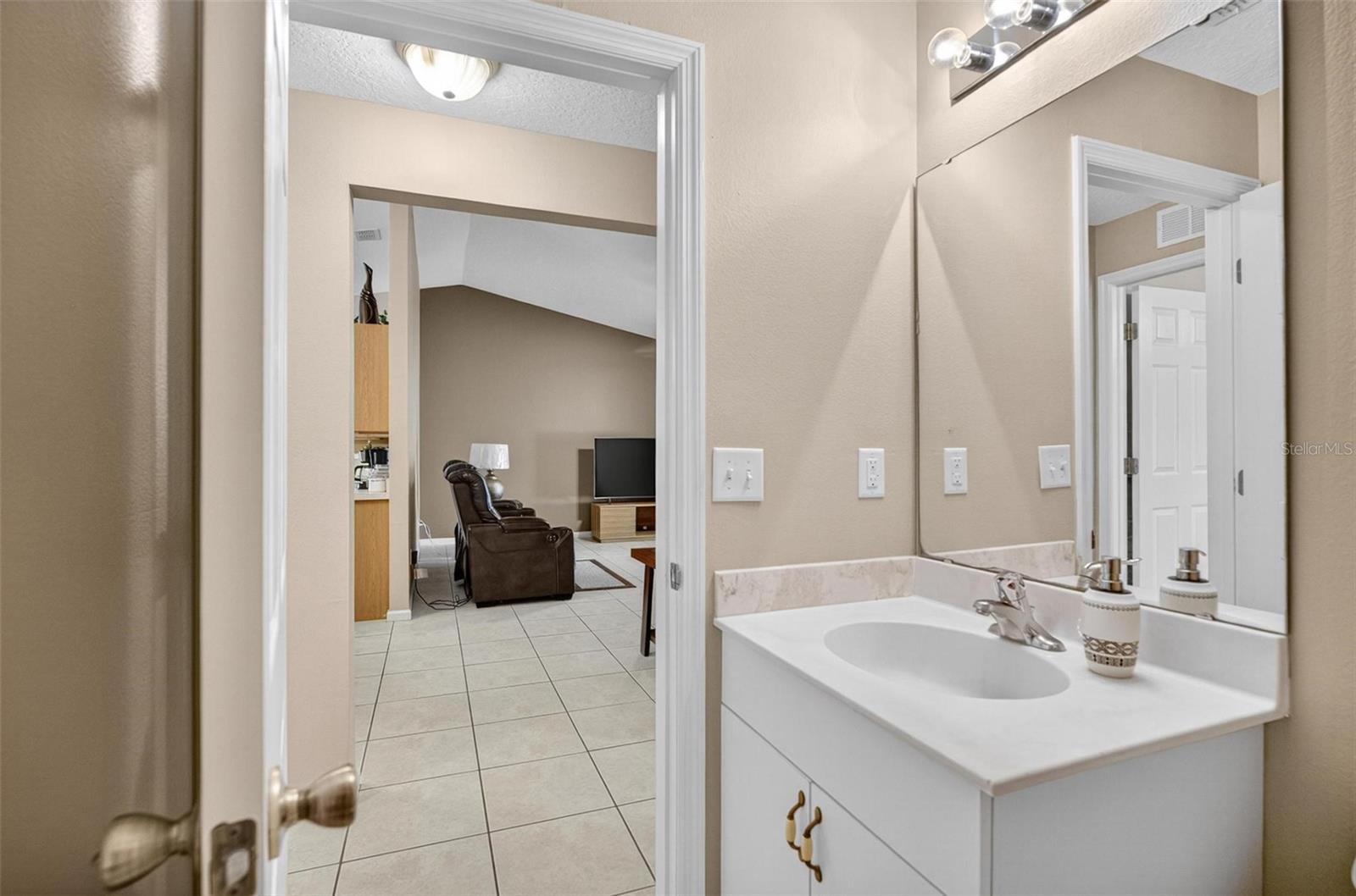 8 FAWN LANE, Palm Coast, FL 32137