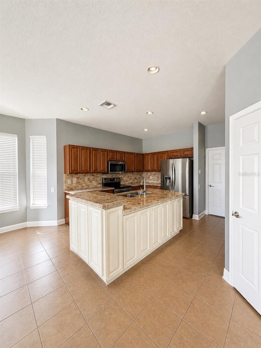 9950 58TH STREET E, Parrish, FL 34219 9950 58TH STREET E, Parrish, FL 34219