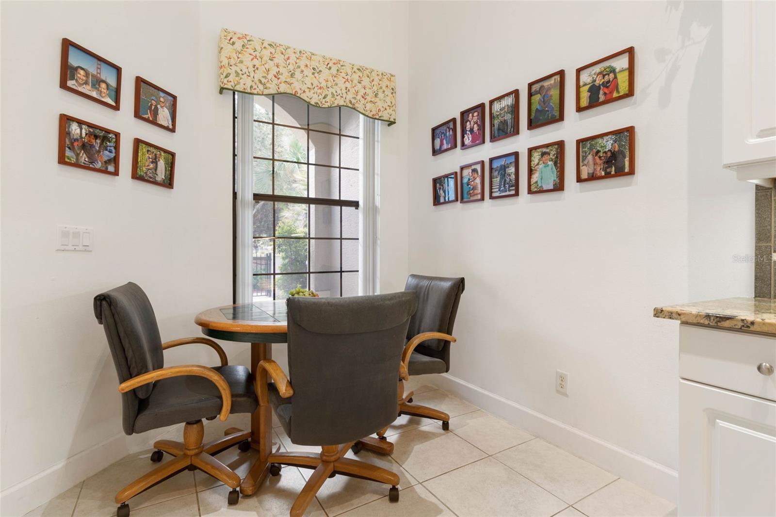 Breakfast Nook