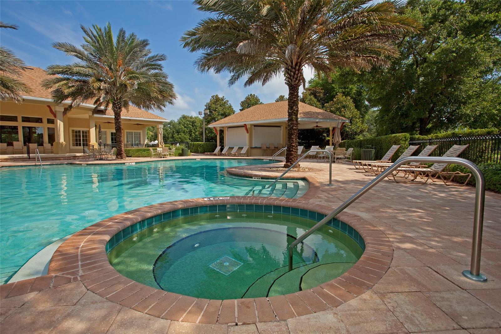 7 OASIS CIRCLE, Palm Coast, FL 32137