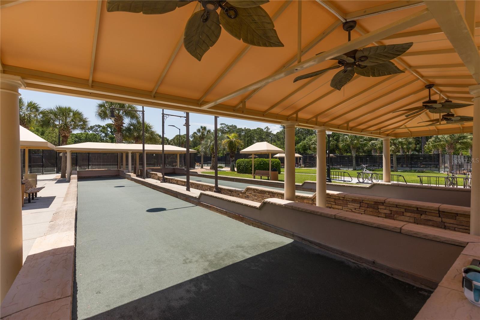 7 OASIS CIRCLE, Palm Coast, FL 32137