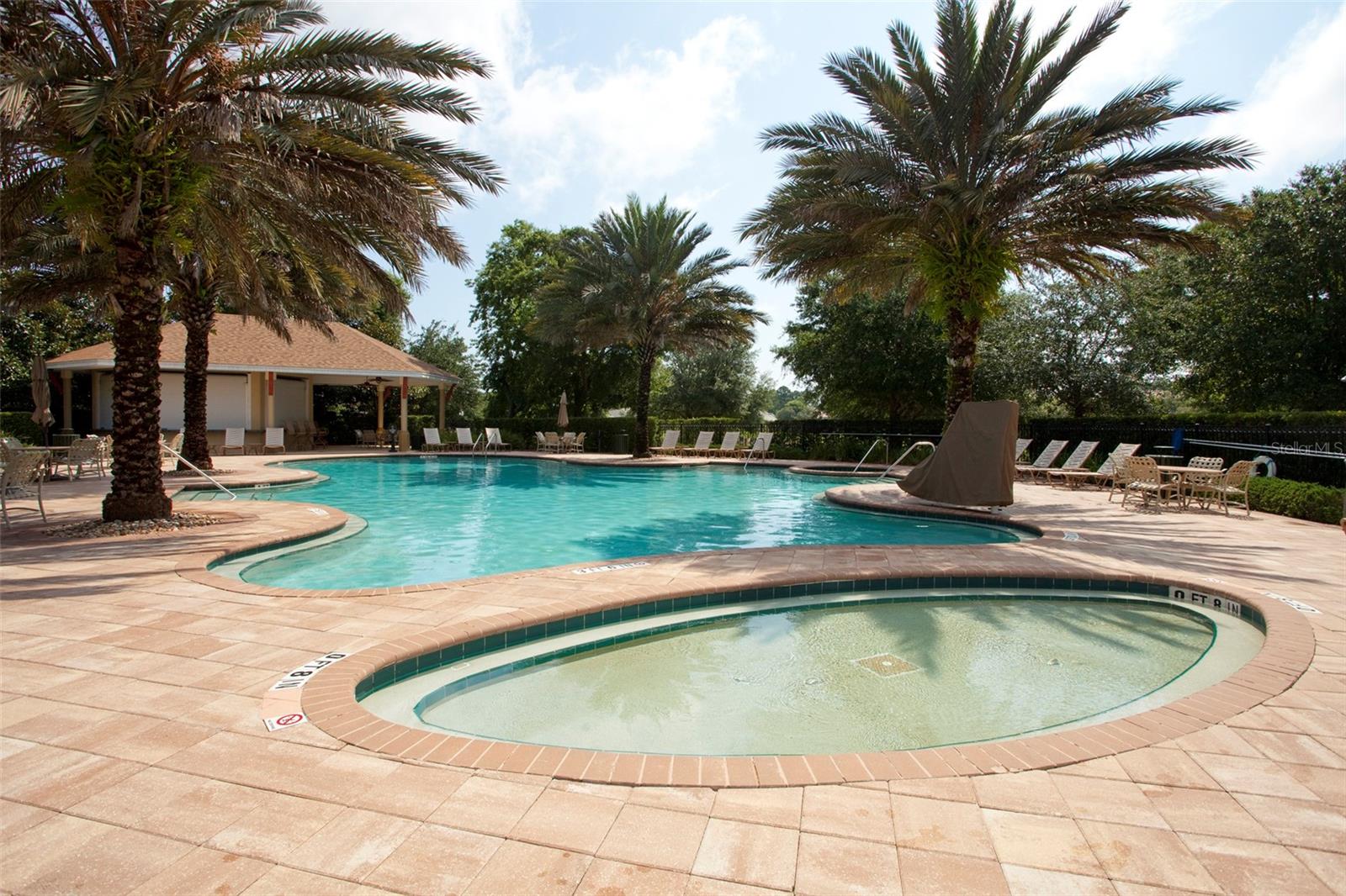 7 OASIS CIRCLE, Palm Coast, FL 32137