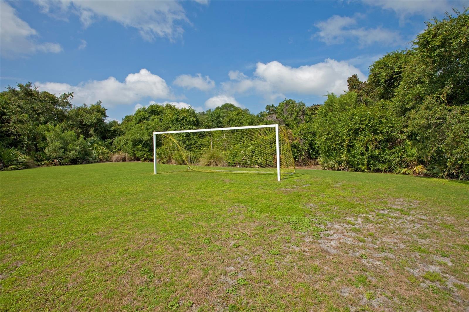 7 OASIS CIRCLE, Palm Coast, FL 32137
