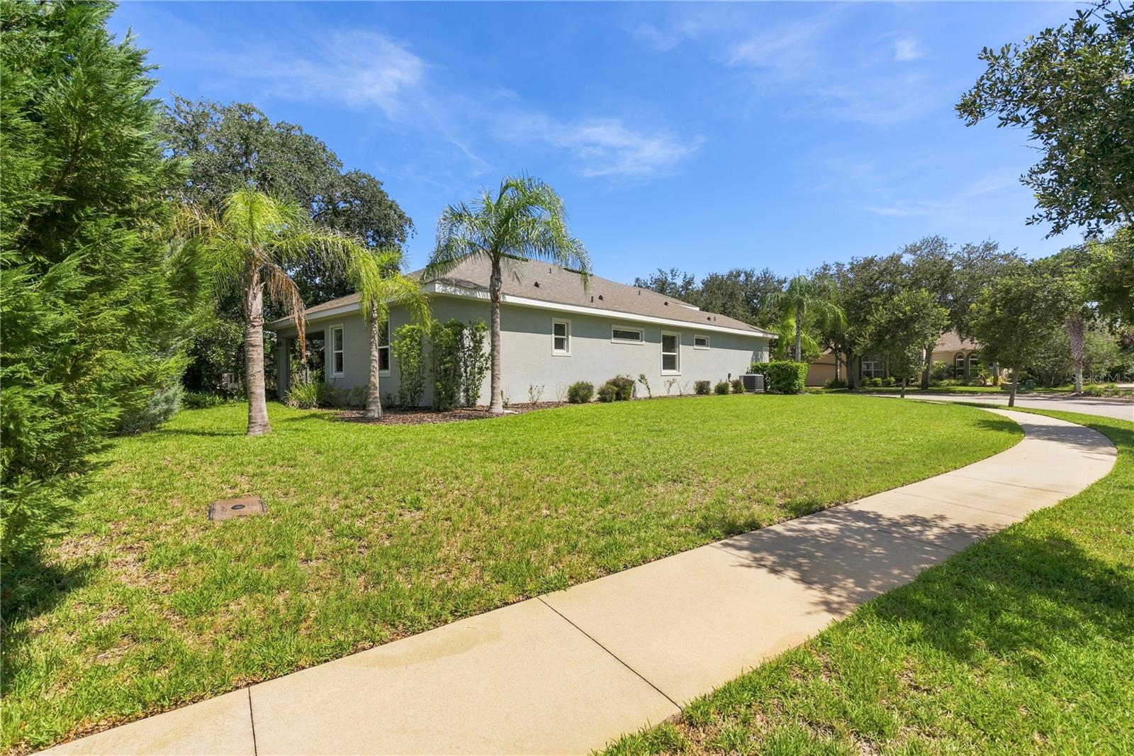 7 OASIS CIRCLE, Palm Coast, FL 32137