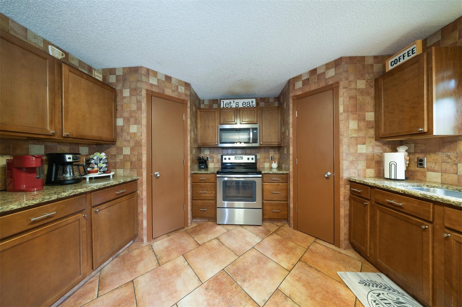 17 PINELL LANE, Palm Coast, FL 32164 17 PINELL LANE, Palm Coast, FL 32164