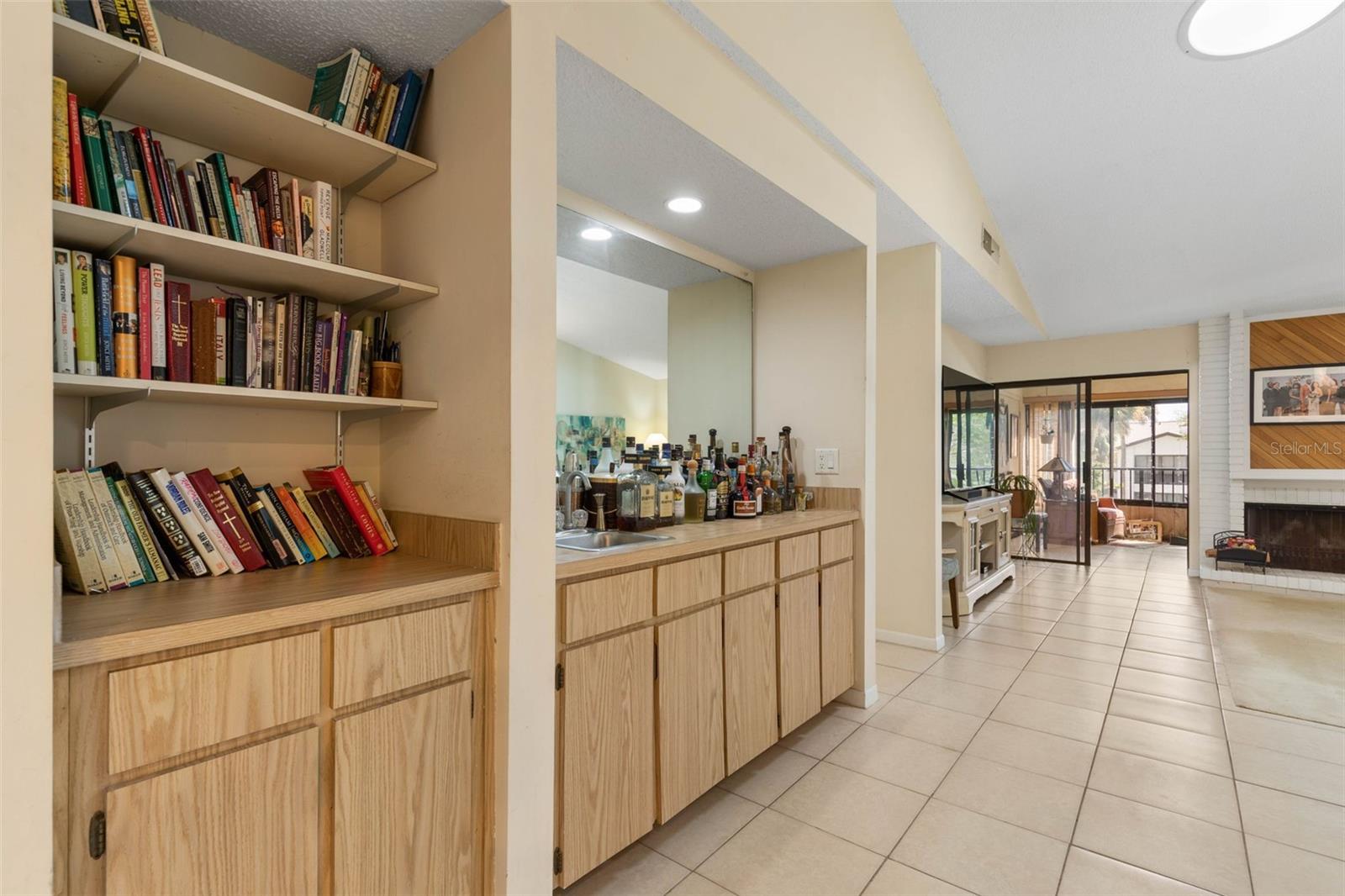 1 TOMOKA OAKS BOULEVARD, #138, Ormond Beach, FL 32174