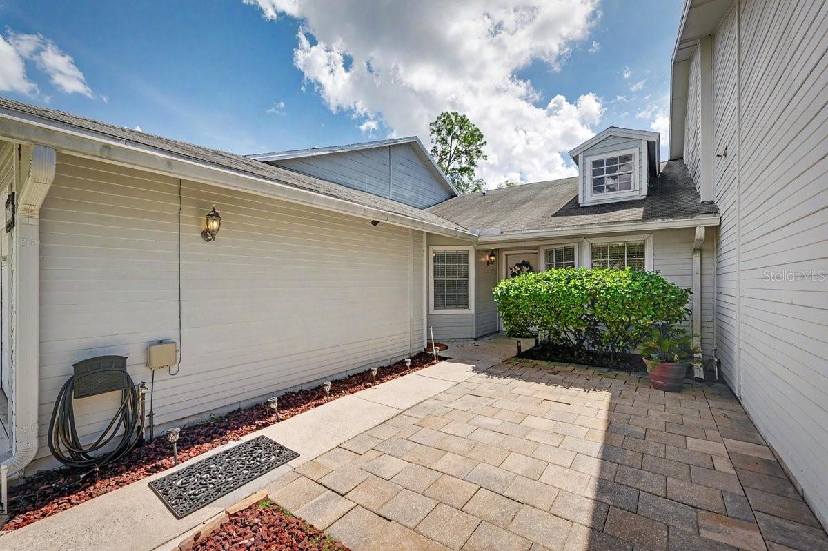 4574 WANDERING OAKS COURT, Jacksonville, FL 32257