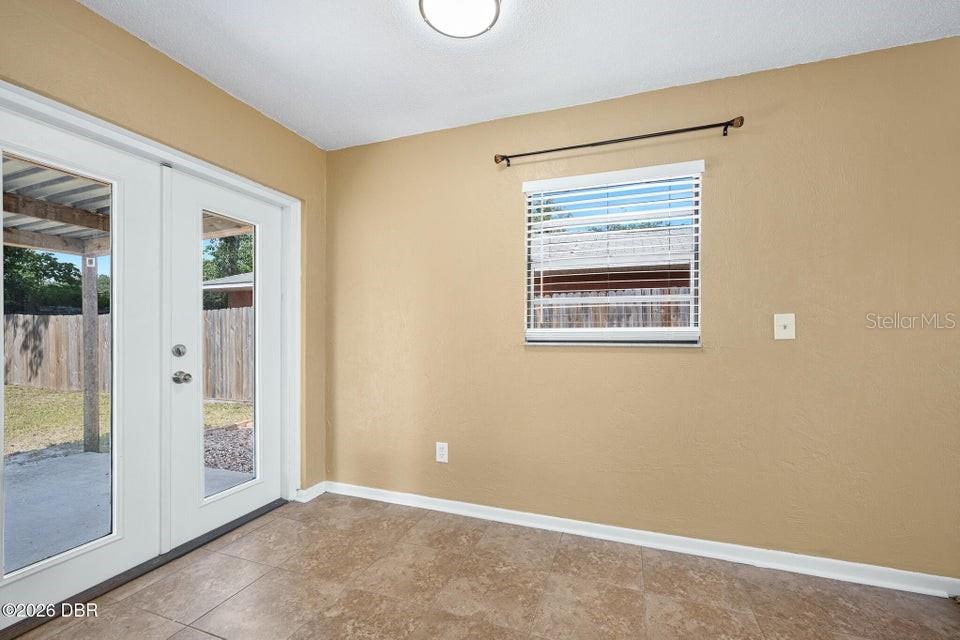 1324 GRANADA AVENUE, Daytona Beach, FL 32117