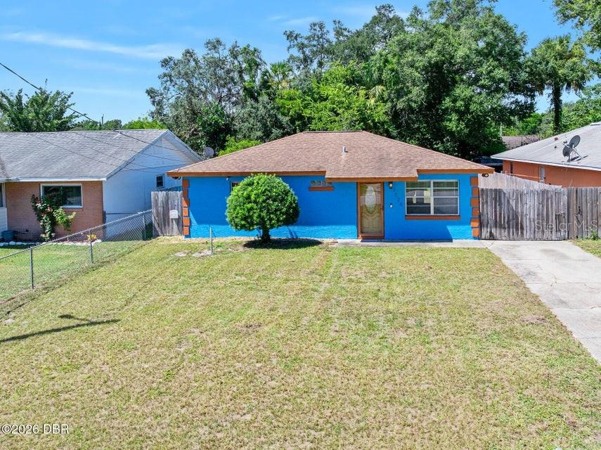 1324 GRANADA AVENUE, Daytona Beach, FL 32117