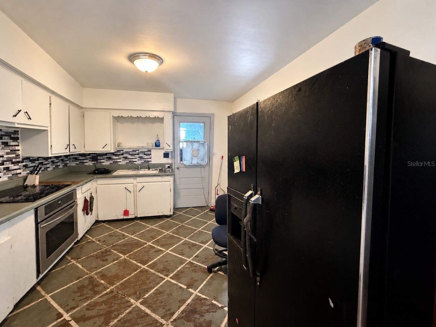 18523 NW 231ST STREET, High Springs, FL 32643