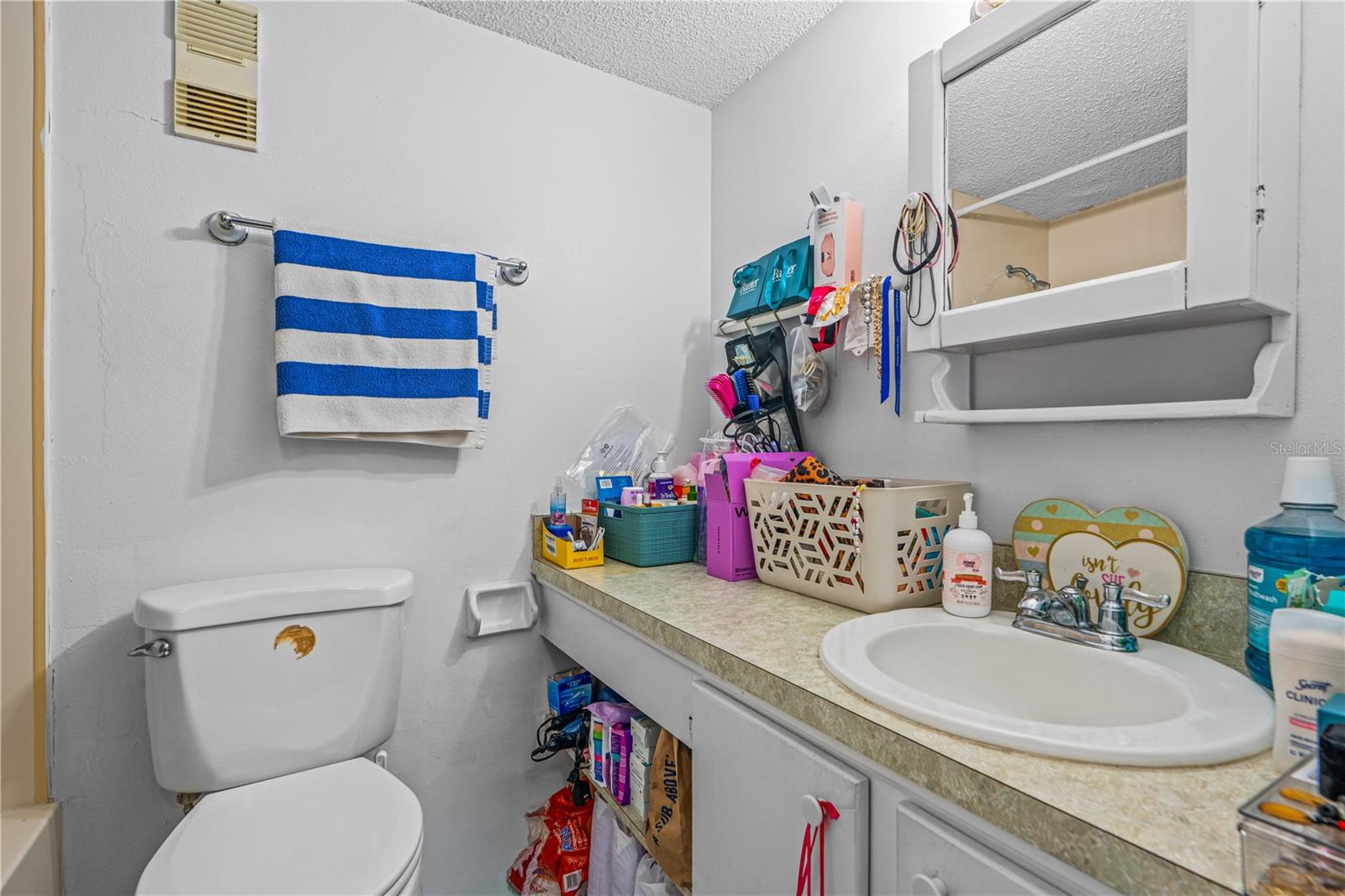 1504 VIRGINIA AVENUE, #204, Daytona Beach, FL 32114
