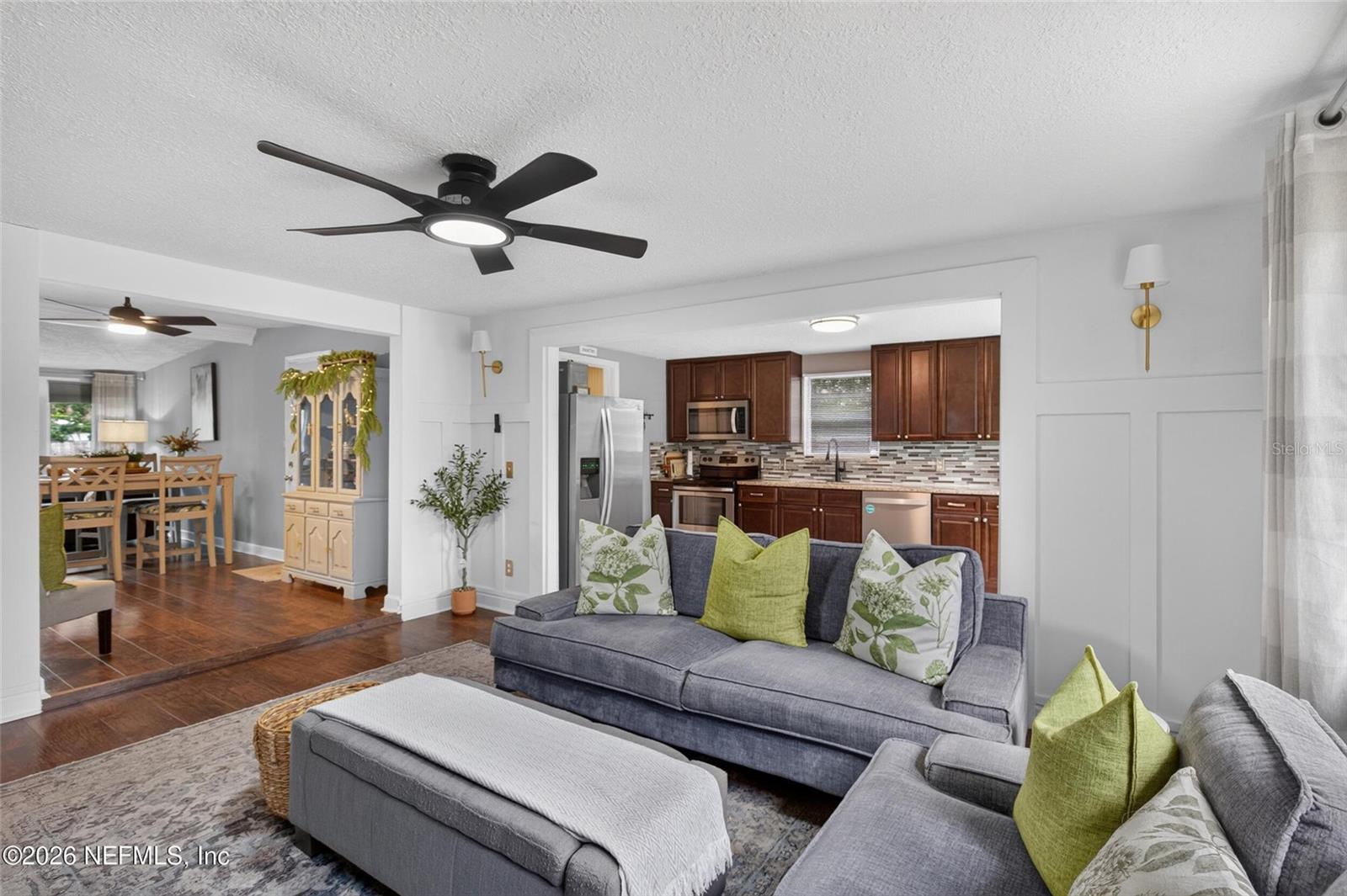 3048 LORMAN DRIVE, Jacksonville, FL 32223