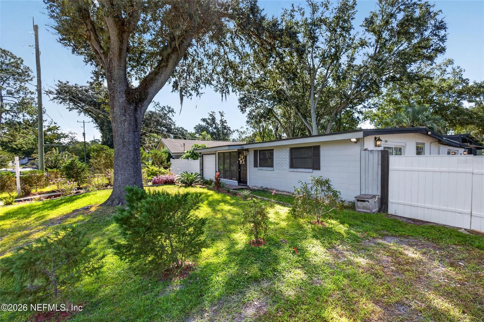 3048 LORMAN DRIVE, Jacksonville, FL 32223