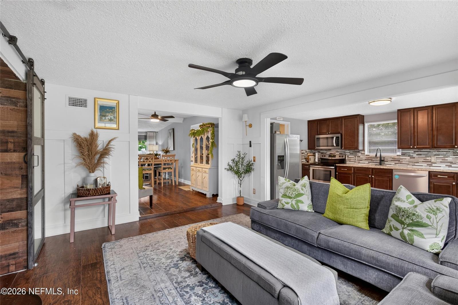 3048 LORMAN DRIVE, Jacksonville, FL 32223