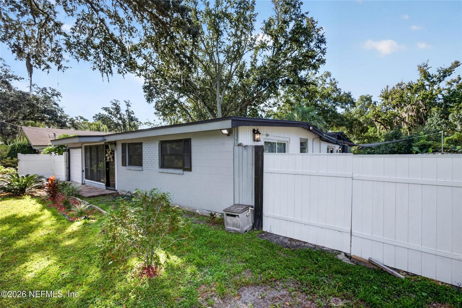 3048 LORMAN DRIVE, Jacksonville, FL 32223
