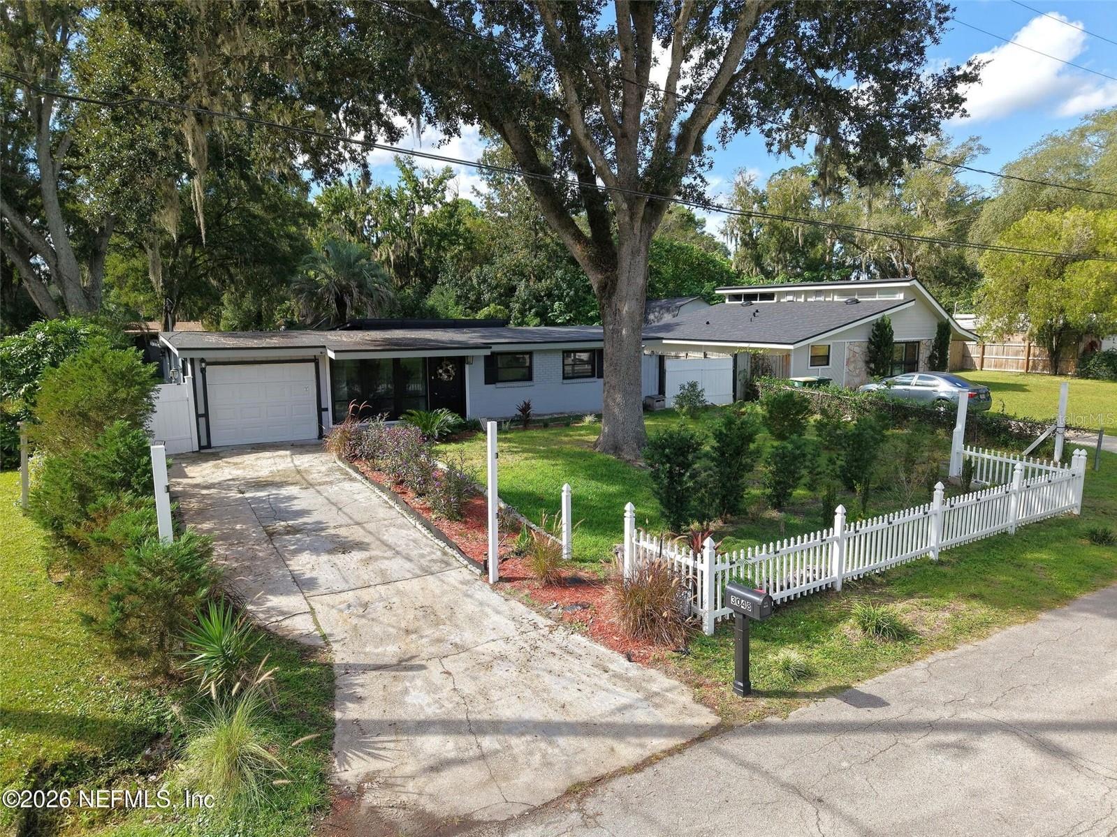 3048 LORMAN DRIVE, Jacksonville, FL 32223
