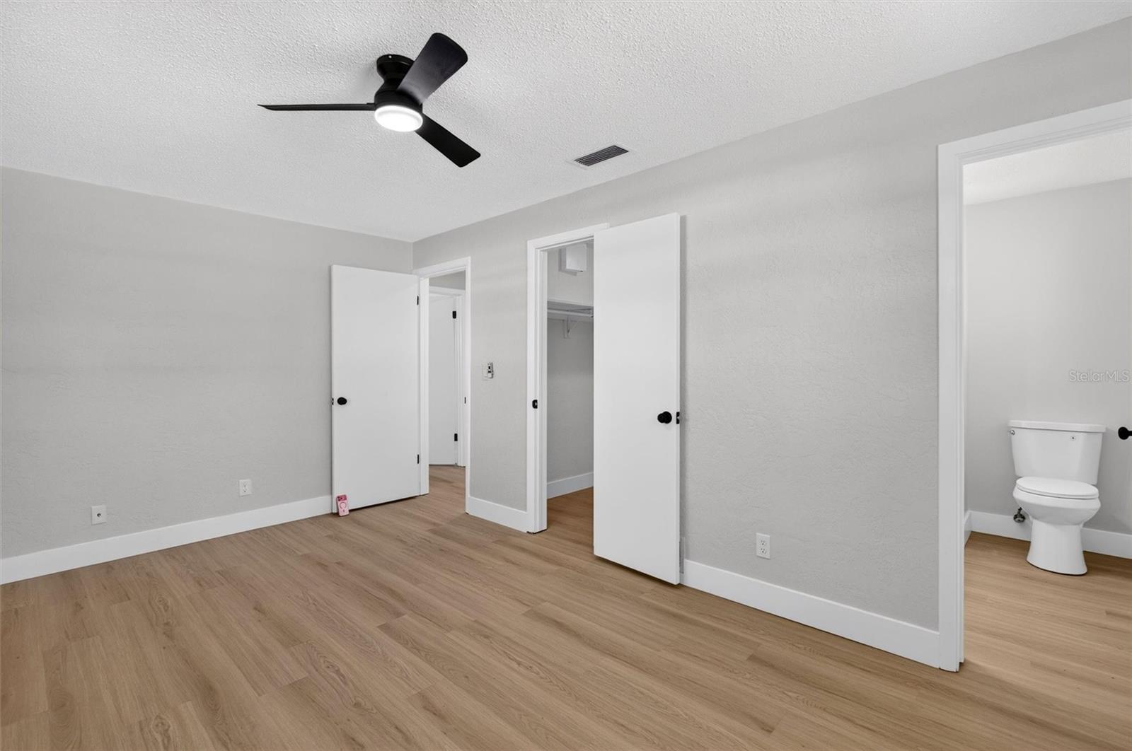 Primary En-Suite