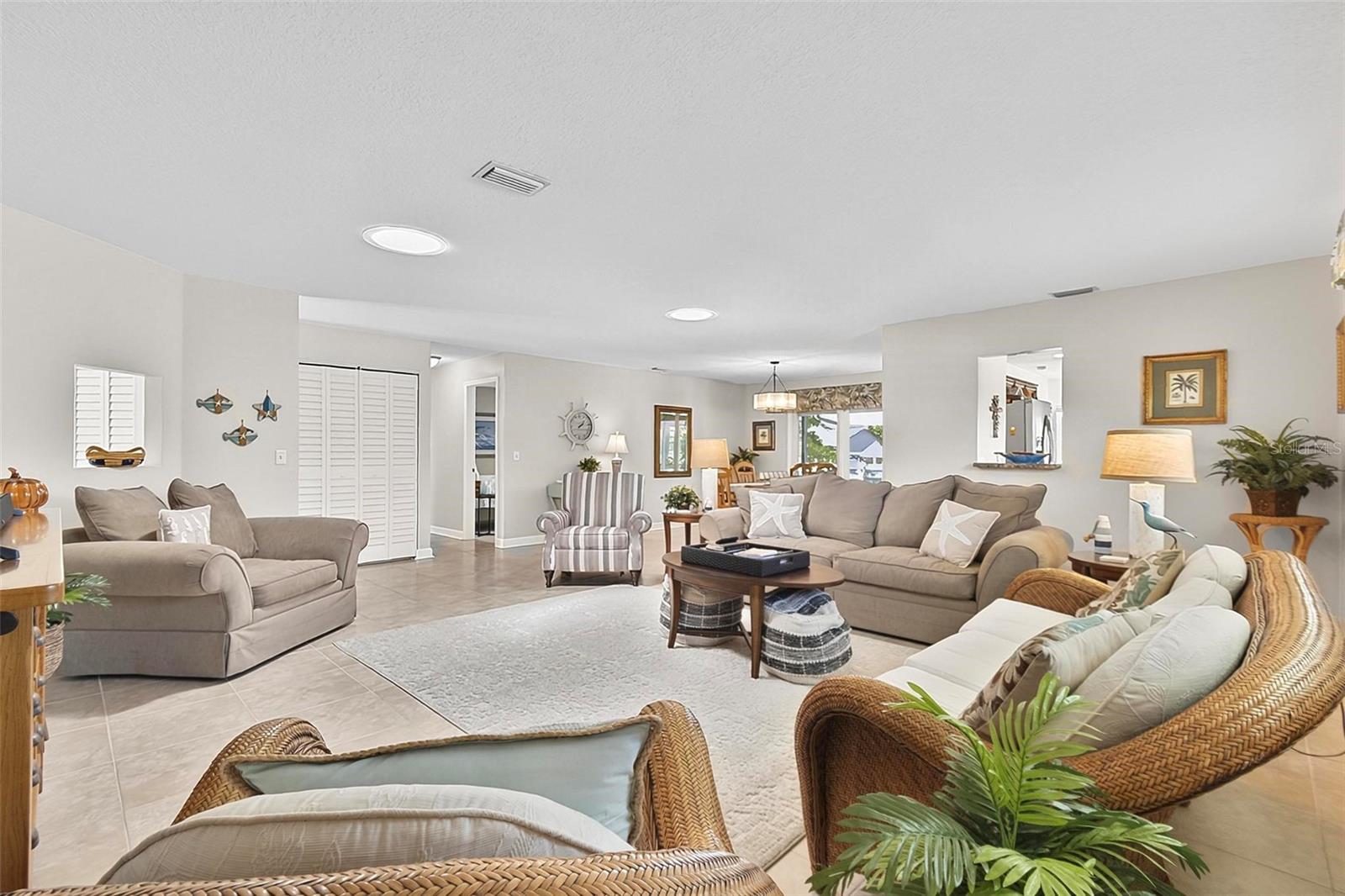 8 FLEMING COURT, Palm Coast, FL 32137