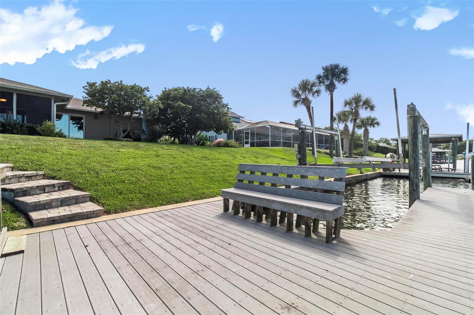 8 FLEMING COURT, Palm Coast, FL 32137