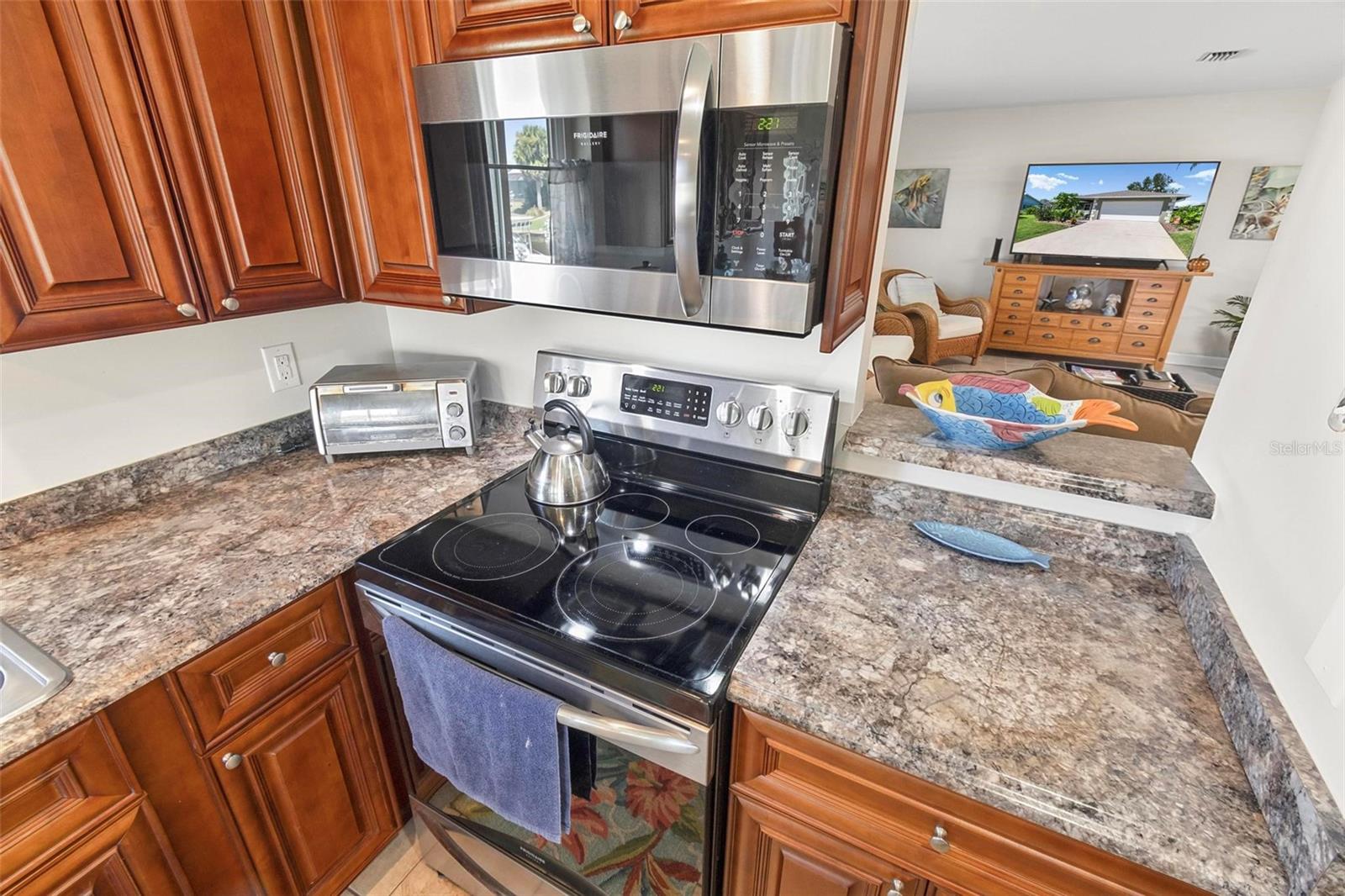 8 FLEMING COURT, Palm Coast, FL 32137