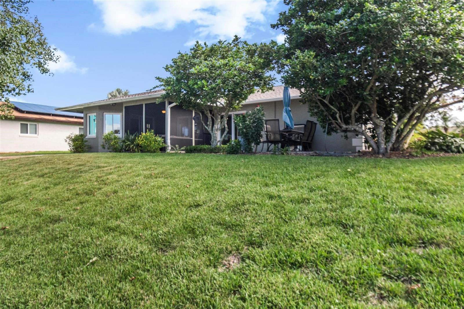 8 FLEMING COURT, Palm Coast, FL 32137
